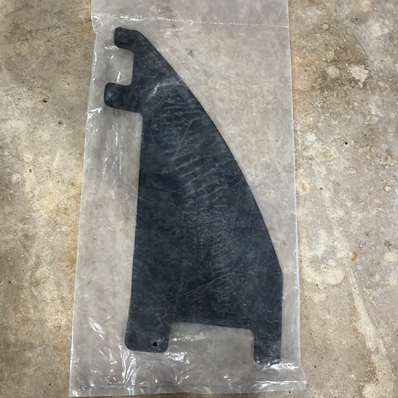 Genuine OEM Ford Air Deflector New - Picture 3 of 6